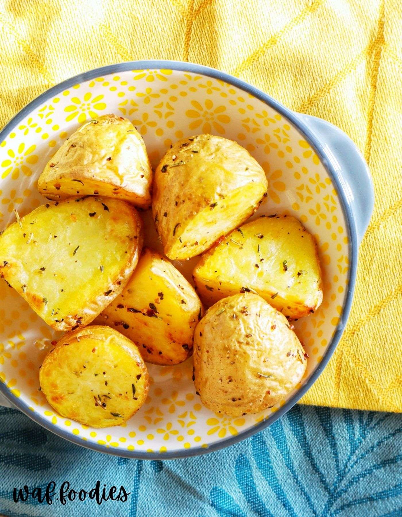 Kartoffel Rezept: Gebackene Kartoffeln aus dem Ofen mit Dip