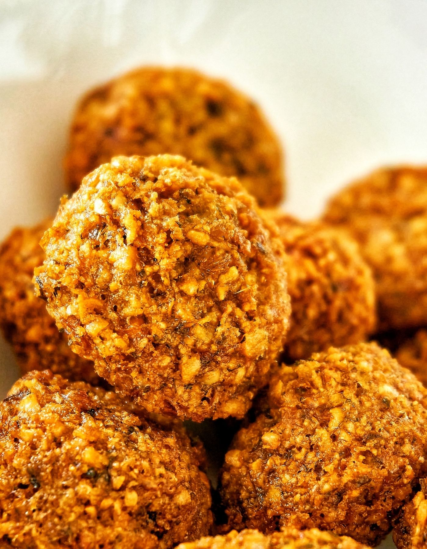 Vegane Falafel schnell und einfach zubereiten mit Kichererbsen