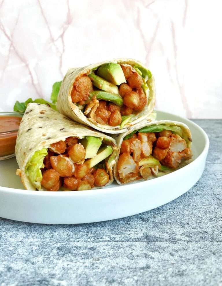 Veganer Buffalo Wrap Mit Kichererbsen Und Avocado